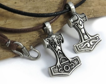 Thor's Hammer Necklace - Reversible Mjolnir pendant - Viking and Norse Jewelry - Pagan Jewelry