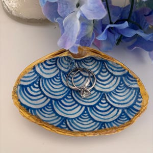 Bandeja para joyas con forma de concha de ostra Blue Wave / Soporte para anillos de estilo costero / Bandeja para joyas inspirada en el océano / Decoración playera