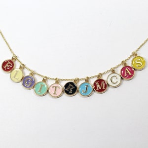 Collar inicial de esmalte de oro, collar inicial redondo, iniciales de letra de doble cara, colgante de letra personalizado, regalo para madre, hija, hermana