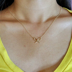 Bow Tie Necklace, 14K Gold Filled Wire Hand Made Tie the Knot Necklace, Love And Friendship Promise necklace, Gift For Her