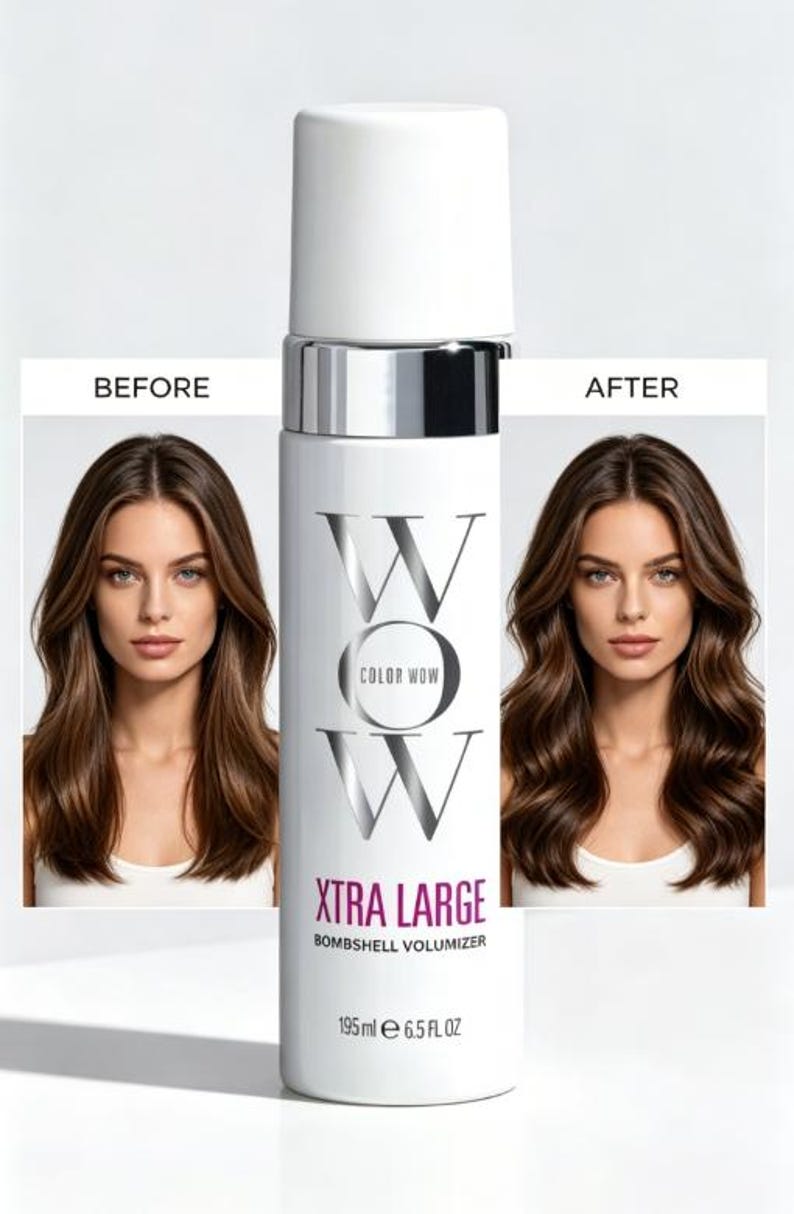 Pu&ograve; includere: Flacone bianco di Color Wow Xtra Large Bombshell Volumizer con dettagli argentati. Il flacone presenta il nome del marchio e del prodotto in argento. L'immagine mostra un confronto "Prima" e "Dopo" dei capelli di una donna. Contiene 195 ml.