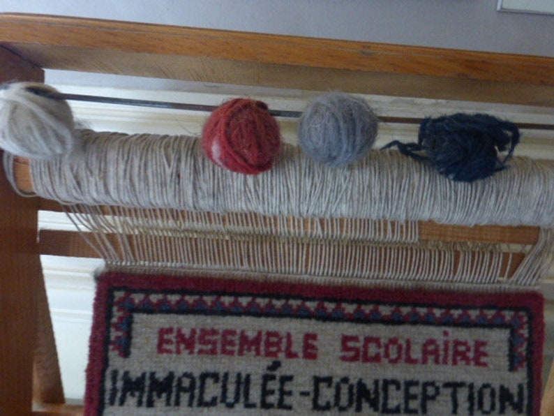 type c visa france Small Small With Project Weaving Antique Loom Students