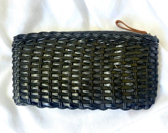 Vintage R Jonas 70’s Black Basket Weave Clutch Purse Plastic Cord Retro Handbag