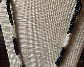 Vintage Black and White Twisted Bead Strands Necklace with Freshwater Pearls
