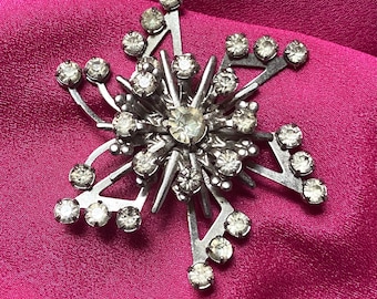 Vintage Star Brooch White Rhinestone Pinwheel Pin