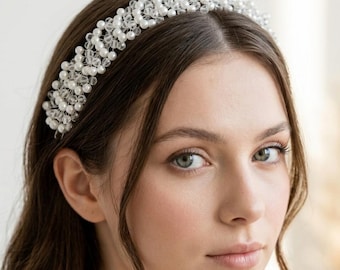 Pearl & Crystal Bridal Hair Piece – Elegant Wedding Headband Accessory