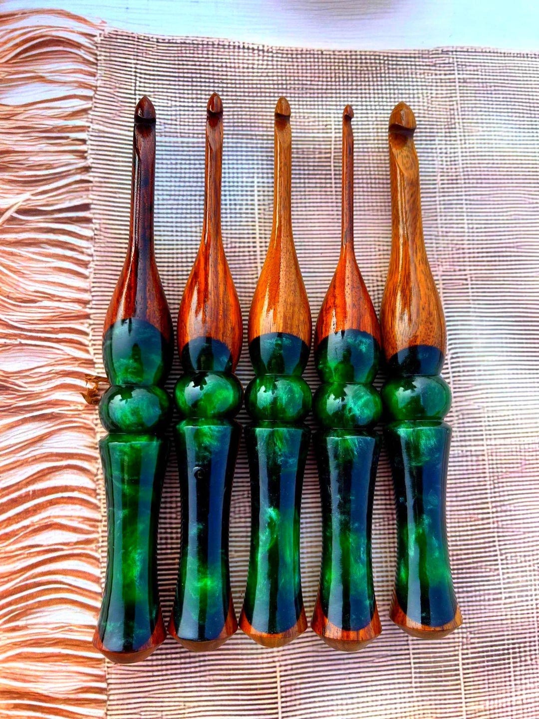 Handcrafted Crochet Hook Set, Wood and Green Resin Handles, Ergonomic ...