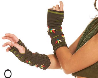ARM WARMERS, ASSORTEd colours, wrist warmers, fingerless gloves, HIPPy GLOVEs, muffs, Jewwpe