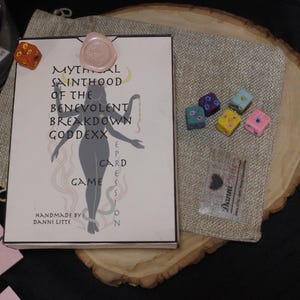 Self Love Dice Kartenspiel/Mythische Heiligkeit des wohlwollenden Zusammenbruch Goddexx
