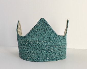 Reversible Fabric Crown
