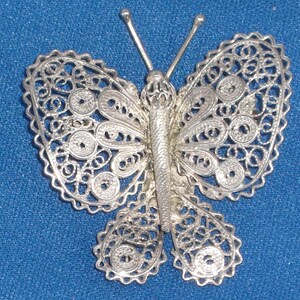 Brooch - Butterfly in Sterling Silver Filigree - Vintage - Free Shipping