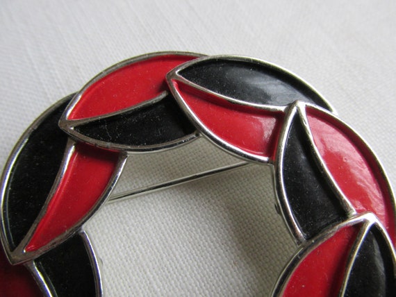 Enamel Brooch - Red and Black Circular Brooch - V… - image 4