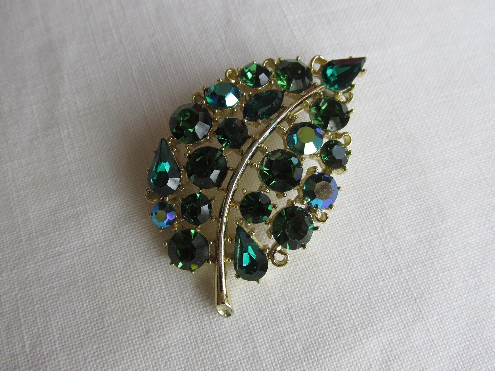 Leaf Brooch by Lisner With Green Rhinestones Vintage Free Etsy