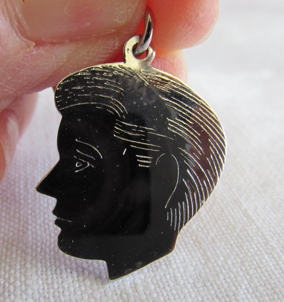 Charm - Boy's Head in Sterling Silver - Vintage - image 3