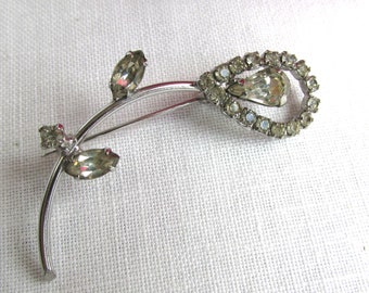 Brooch - Rhinestone Flower Brooch - Vintage