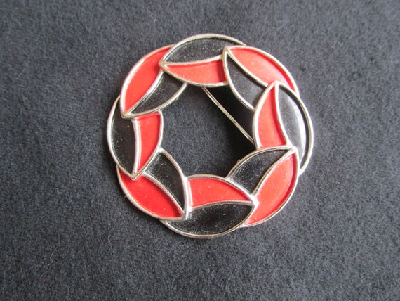 Enamel Brooch - Red and Black Circular Brooch - V… - image 3