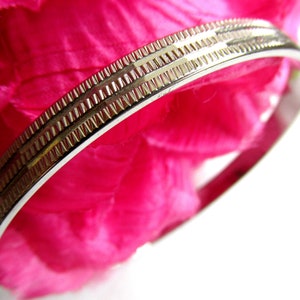 Bransoletka Bangle w odcieniu srebra - Vintage
