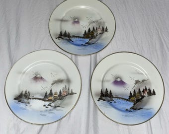 3 platos de porcelana Hakusan vintage pintados a mano con escena del Monte Fuji. Hechos en Japón.