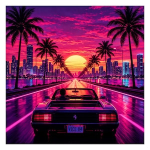 Puede incluir: Ilustración digital de un descapotable negro conduciendo por una carretera iluminada con neones al atardecer. Las palmeras bordean la carretera, con un horizonte urbano al fondo. La matrícula dice "VICE 84". El cielo es un degradado de rosa, morado y naranja.