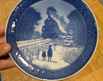 Going Home for Christmas by Kai Lange Royal Copenhagen China blue porcelain collectable plate, 1973