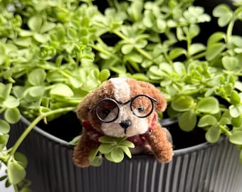 Handmade Fuzzy Wire Dog Air Plant Holder Desk Buddy for Her Pocket Pal Chenille Stems Pet Pipe Cleaner Puppy Fairy Garden Dollhouse Decor