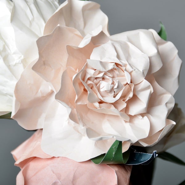 Sofia: Paper bouquet