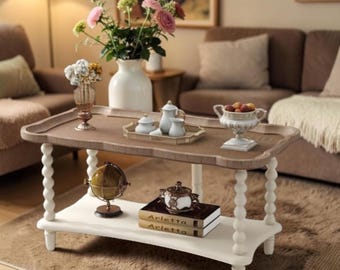 Mesa de centro estilo granja con estante de almacenamiento. Mesa de centro de madera estilo campestre francés, color blanco antiguo.