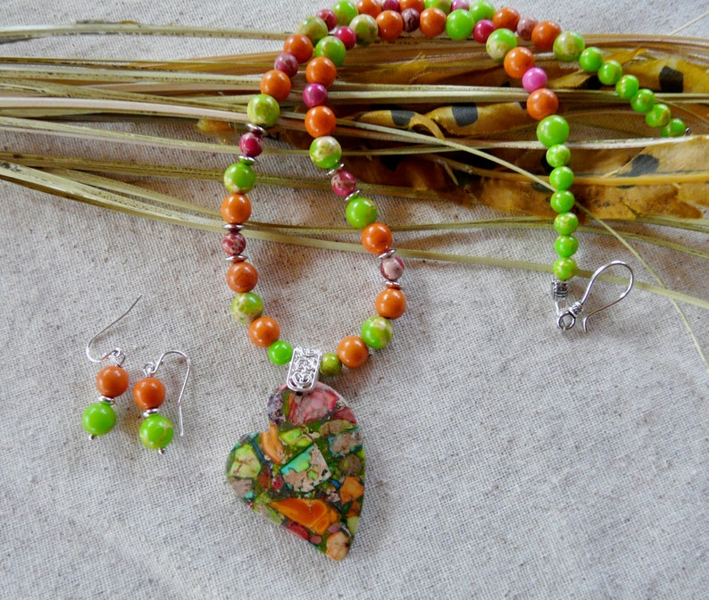 20 Inch Multi Colored Sea Sediment Stylized Heart Necklace with Matching Earrings