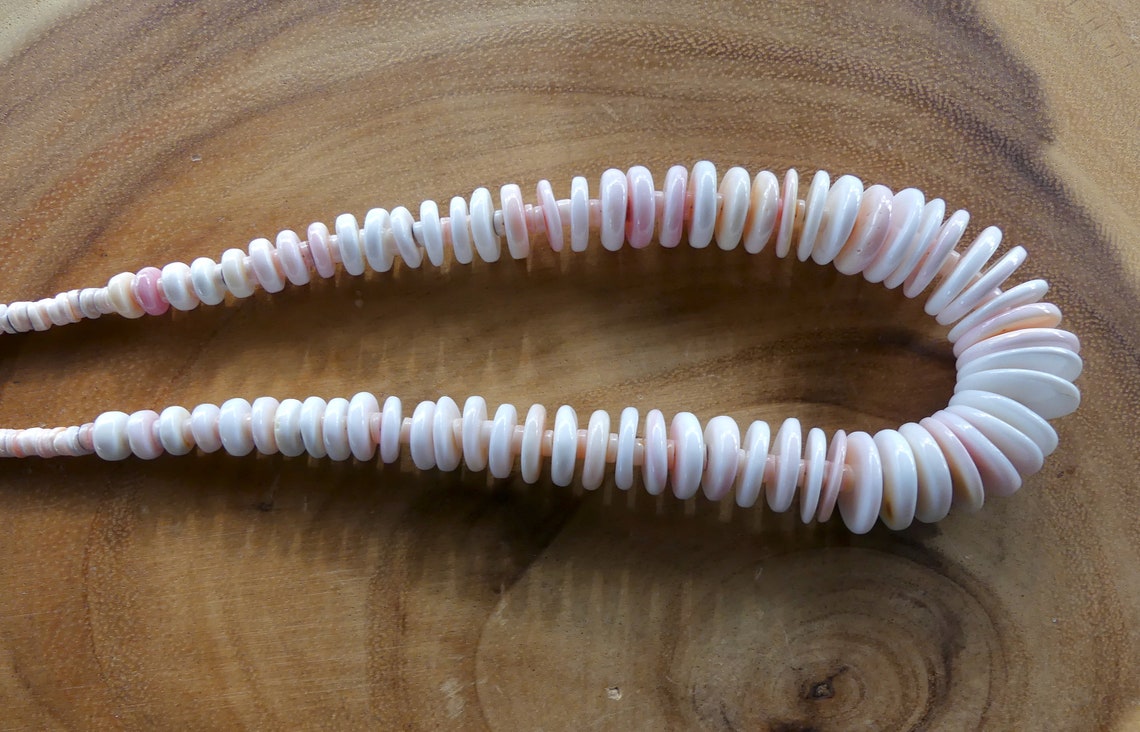 18 Inch Rare Graduated Conch Shell Necklace With Pink Shell | Etsy