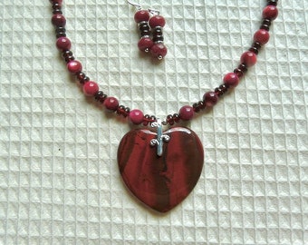 19 Inch Dark Red Fire Agate Heart Beaded Necklace with Matching Earrings