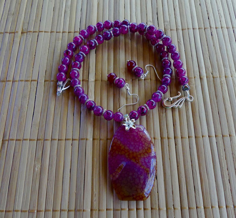 19 Inch Rose and Gold Fire Agate Pendant Necklace with Earrings