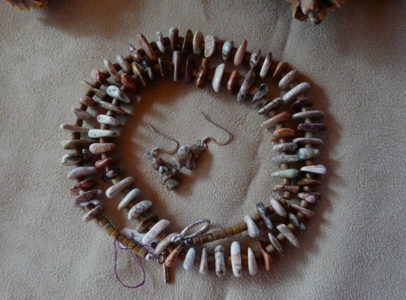 24 Inch Tan and Cream Ocean Jasper Freeform Disk Healing Necklace and Earrings image 4