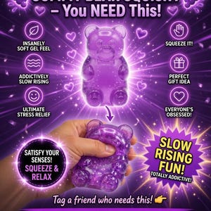 Könnte beinhalten: Ein lila Gummibär-Squishy-Spielzeug mit Glitzer, gehalten in einer Hand. Das Bild enthält den Text "Viral Grape Squeeze Gummy Bear Squishy - You NEED This!" und "Slow Rising Fun!"