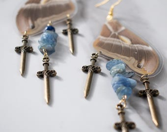 Pendientes de alas de mariposa auténticas con colgantes de dientes de tiburón de plata de ley – Joyería gótica oceánica