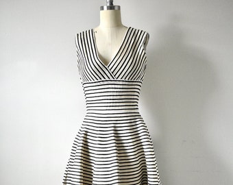 Vintage 1950 Classic Sleeveless Stripe Dress