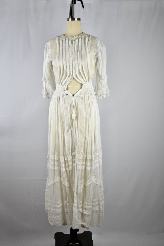 Antique edwardian white cotton Gem