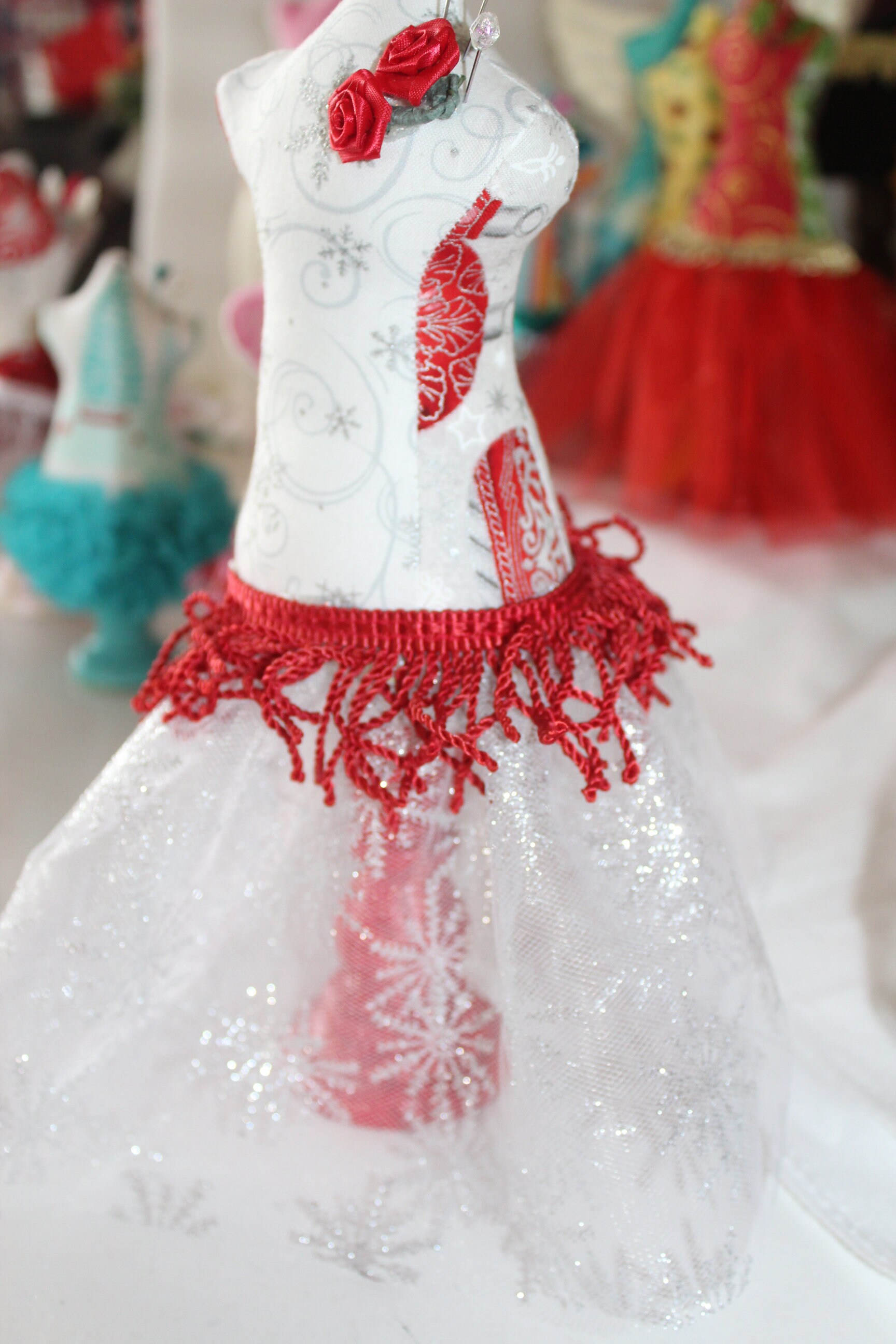 Mannequin Medium Dress Form Pin Cushion Pincushion Elegant Etsy