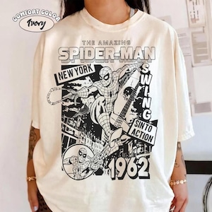 Vintage Amazing Spider Man Brand New Day Shirt, Retro Spider Comics Cover Tee, MCU Fan Gift, Pink Spiderman Graphic Shirt, Family Matching Bild 1