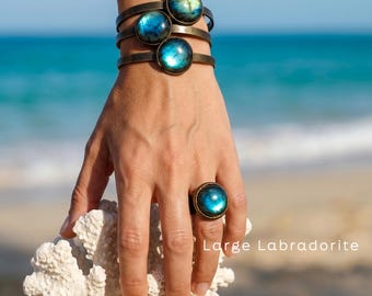 LABRADORITE DOME RING, bohemian fine jewelry and in brass