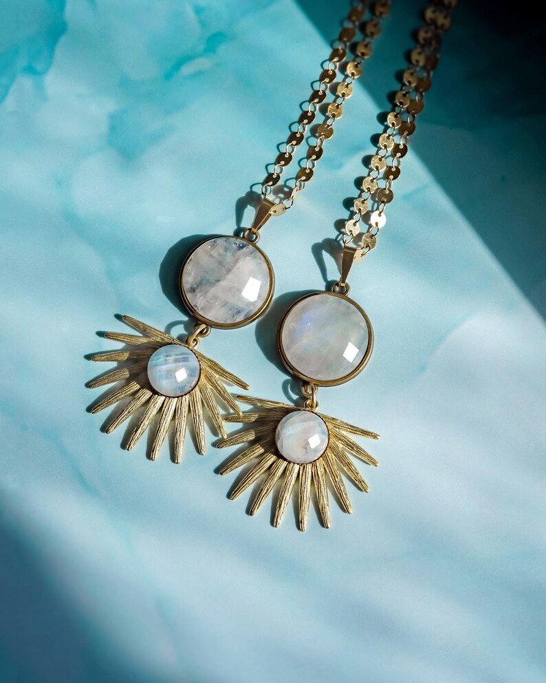 MOONSTONE SUNCHASER PENDANT, Gold Layering Necklace, Moonstone Pendant