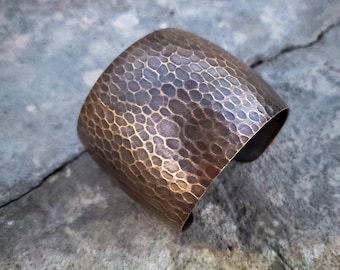 NUBIA CUFF III /// bracelet haut et large