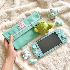 RG Rotate AYNthor Handheld Pouch – Mint Green & Pink Color Block, Soft Fabric – Fits 3ds, Switch, Gba, Psp, Psv – Custom Sizes