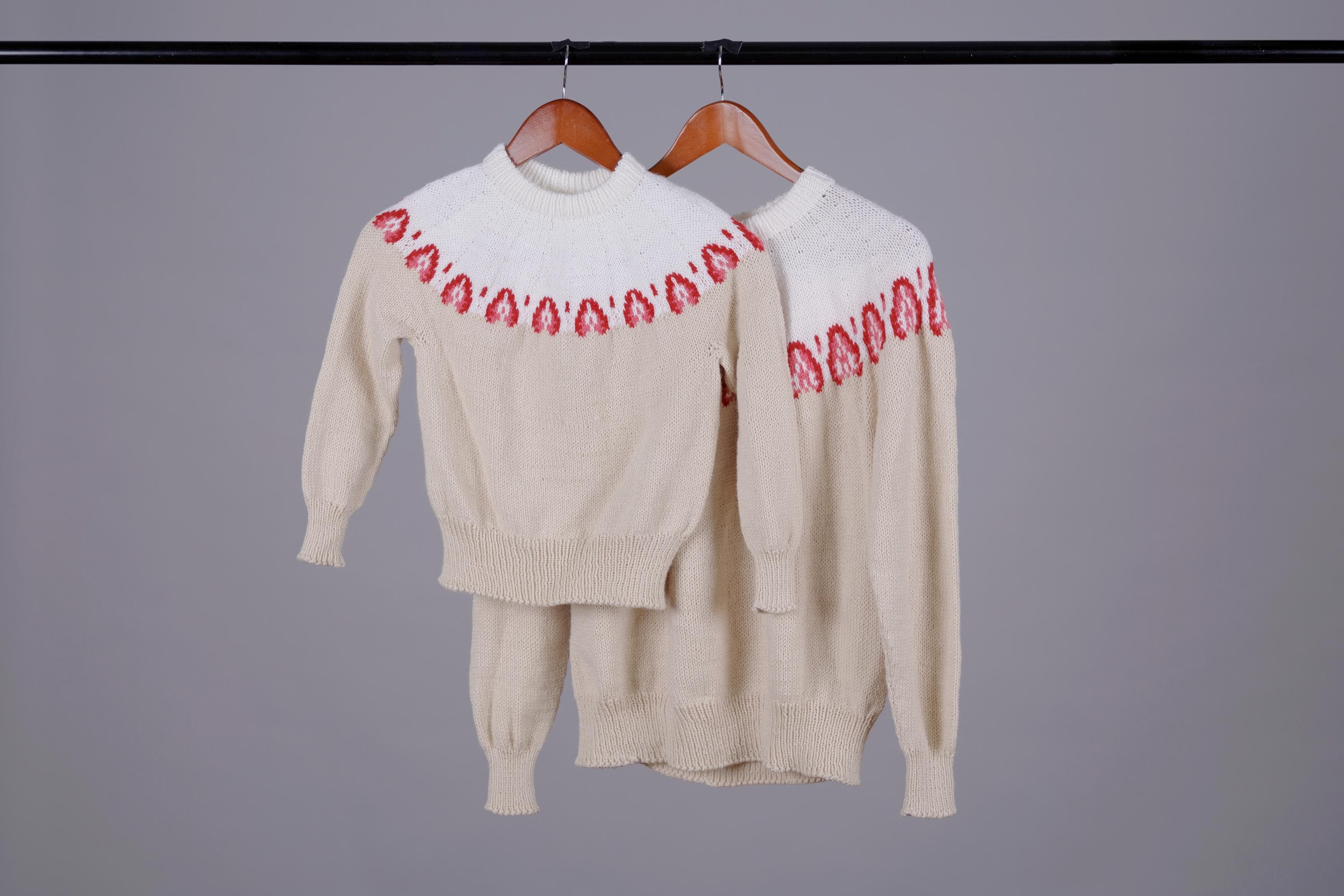 NKNIT ♡pattern KNIT WHITE/RED ホワイト ハート 2025年最新】nknit ハートの人気アイテム - メルカリ