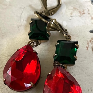 Vintage Christmas Earrings: Emerald Siam Ruby Red Green Holiday Jewelry