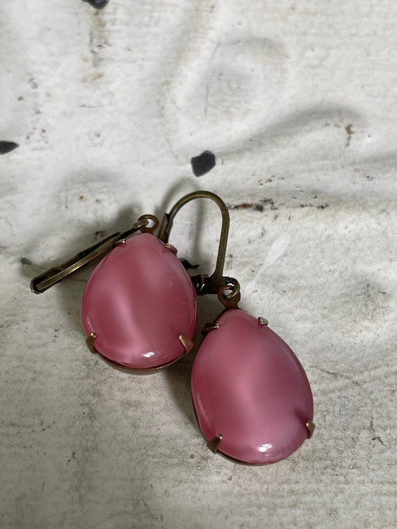 Pink Earrings Vintage Pink Moonstone Earrings Pink Opaque Earrings Rose Teardrop Earrings Mauve Dangle And Drop Earrings Gift For Her image 9