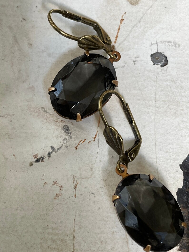 Black Diamond Dangle Earrings Vintage Black Diamond Translucent Oval Earrings Black Gray Green Neutral Rhinestone Earrings Griege Earrings image 2