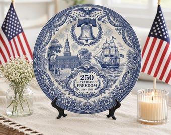 USA 250th Anniversary Decorative Plate, 1776 2026 Patriotic Keepsake, Colonial Americana Decor, 250 Years of Freedom Gift
