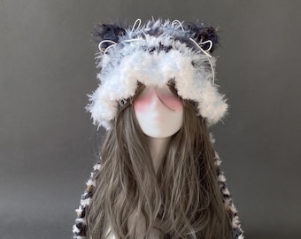Gorro esponjoso con orejas de gato y borlas / Gorro de ganchillo azul y blanco con estampado de noche estrellada / Capucha de piel sintética con estética Y2K / Gorro de anime kawaii hecho a mano