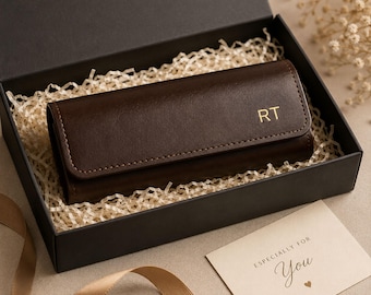 Estuche de cuero para gafas / Regalos para padrinos de boda / Estuche plegable con iniciales / Estuche grabado con láser / Estuche personalizado para gafas / Regalo de pedida de mano
