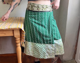 Gonna Boho verde patchwork reversibile fatta a mano da ZAND Amsterdam